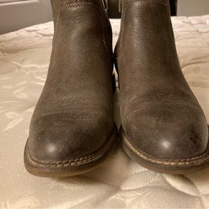 Franco Sarto ankle boots size 8